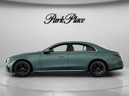 Used 2026 Mercedes-Benz E 350 Sedan image 7