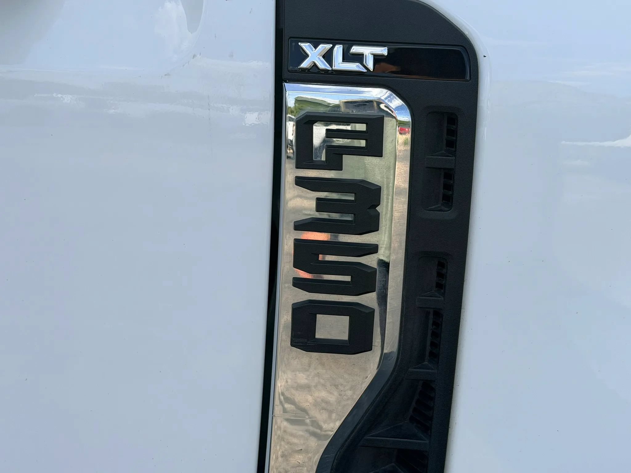 Used 2025 Ford F350 XLT AWD/4WD image 12