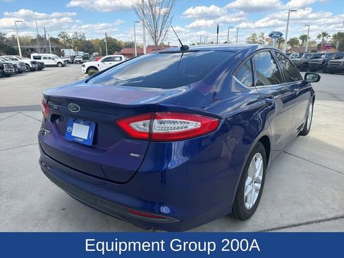 Used 2015 Ford Fusion SE image 8