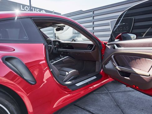 Used 2021 Porsche 911 Turbo S image 23