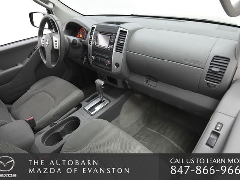 Used 2016 Nissan Frontier SV image 27