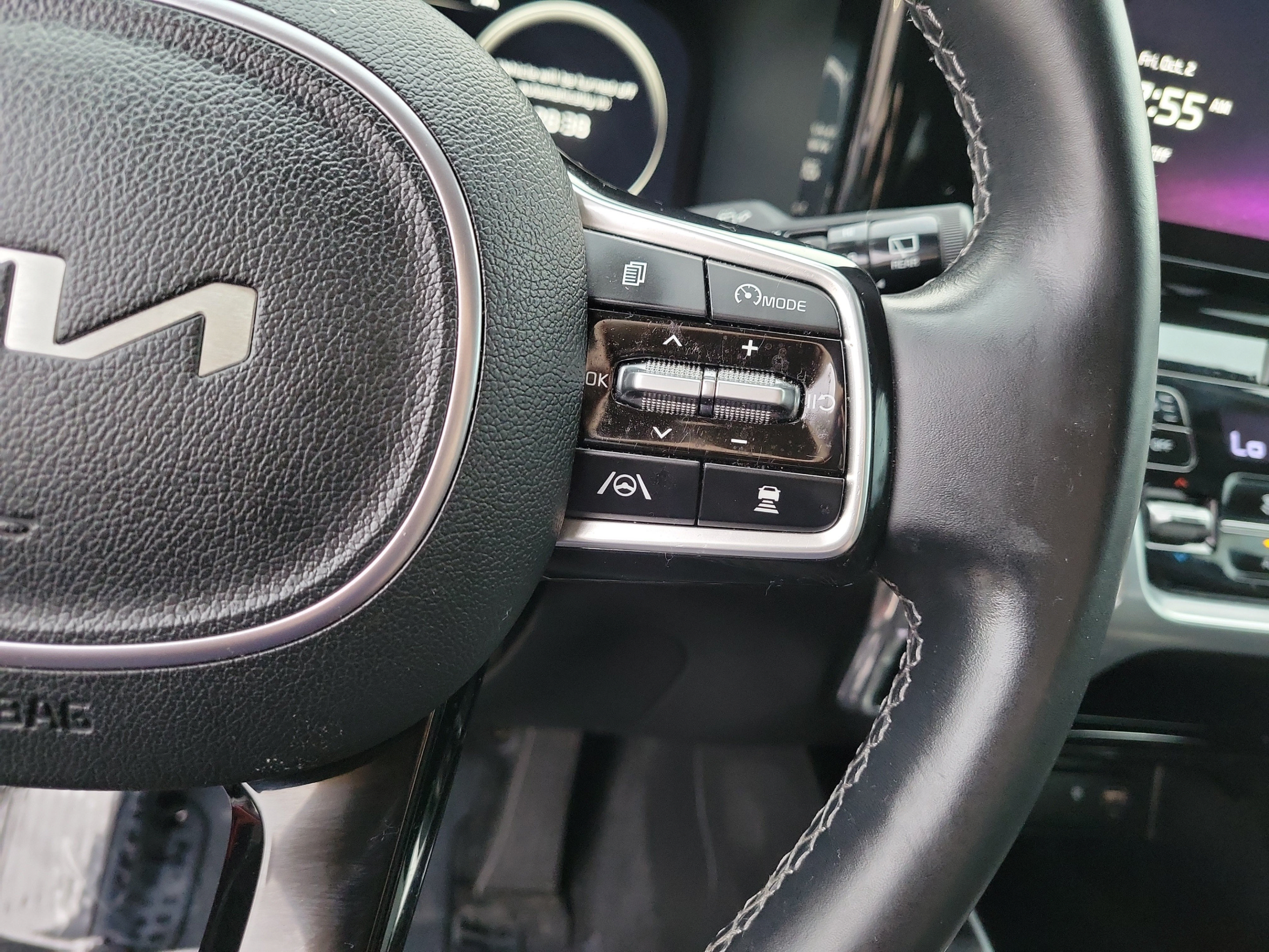 Certified 2023 Kia Sorento SX FWD image 27