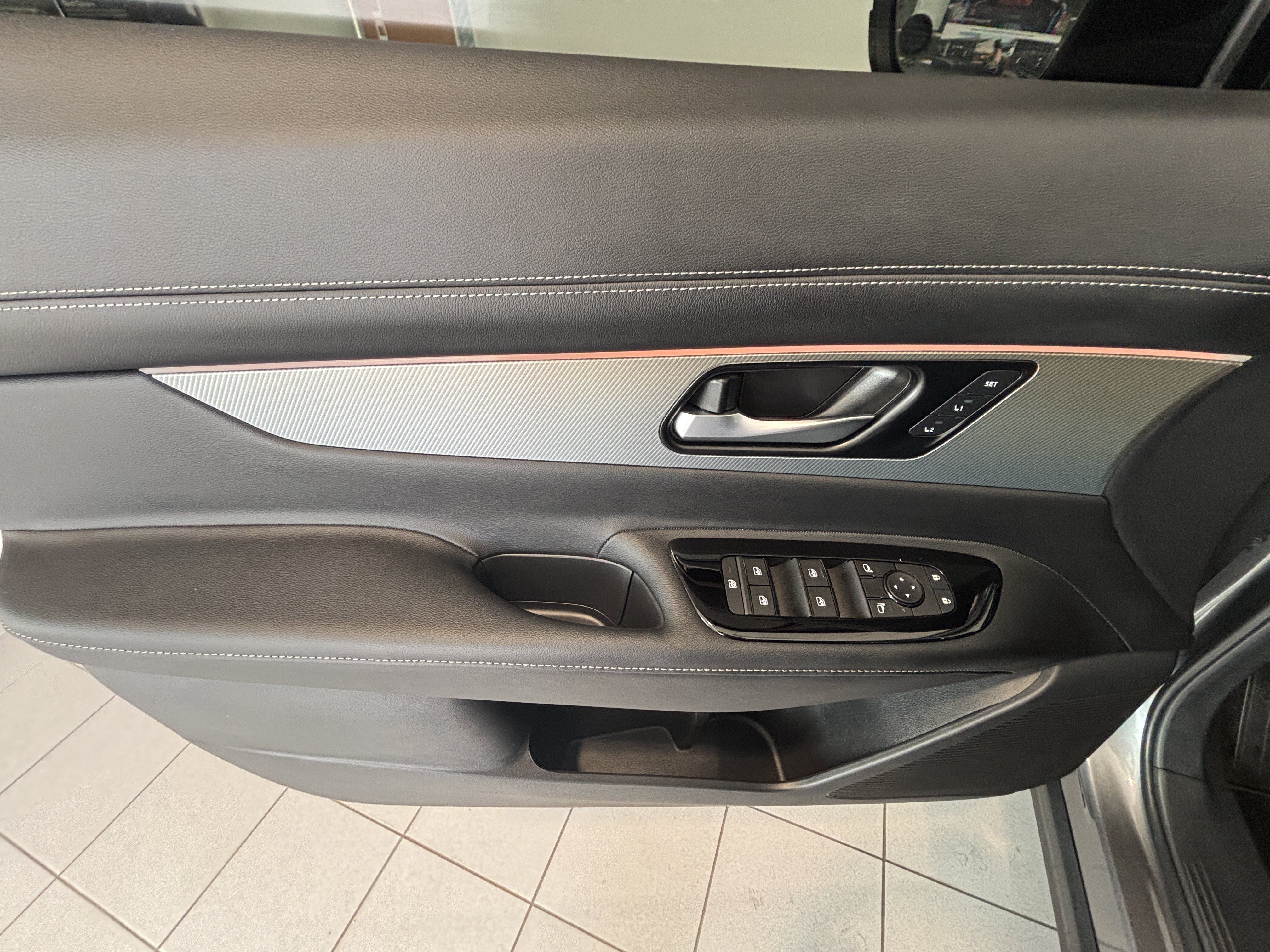 Used 2026 Nissan Murano SL AWD/4WD image 10