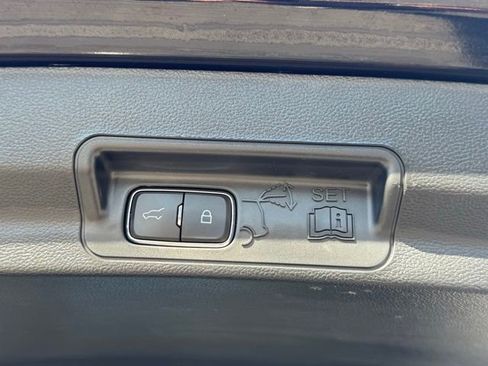 Used 2023 Ford Explorer Limited w/ Equipment Group 301A image 25