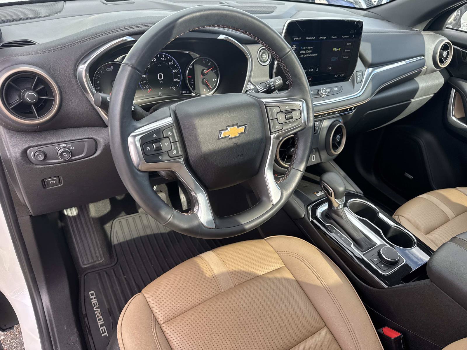 Used 2023 Chevrolet Blazer Premier w/ Enhanced Convenience Package FWD image 20