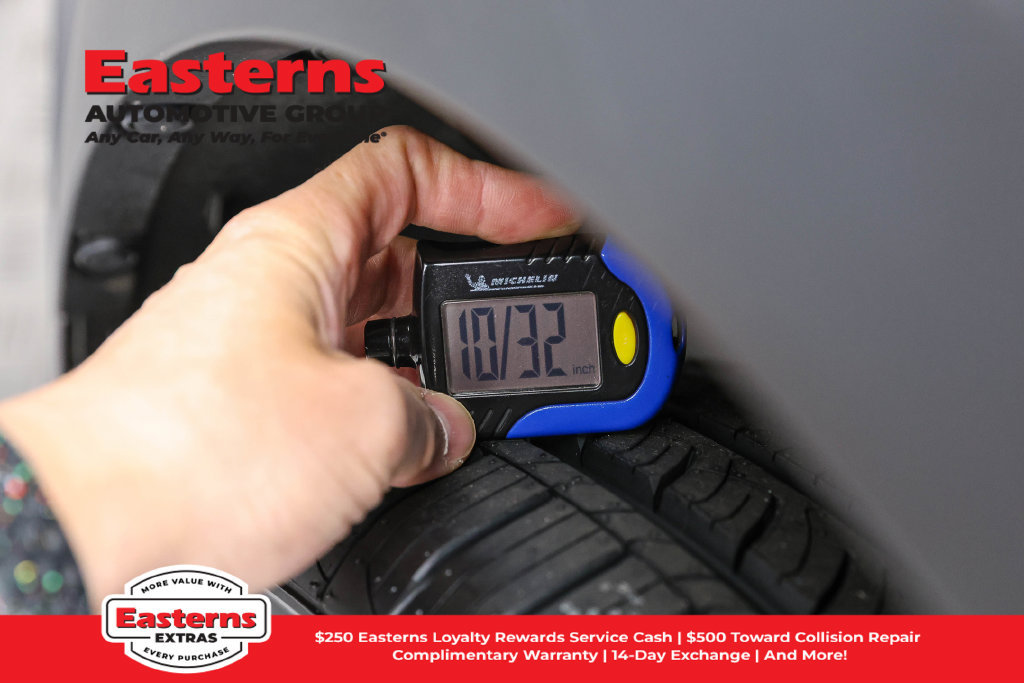 Used 2023 Subaru Solterra AWD image 31