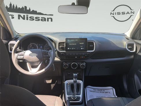 Used 2020 Hyundai Venue SEL FWD image 22