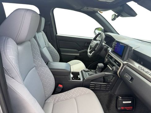 New 2026 Toyota Tacoma SR5 AWD/4WD image 18