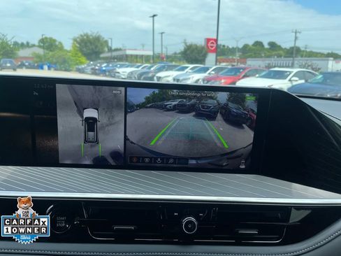 Used 2025 INFINITI QX80 Autograph AWD/4WD image 19