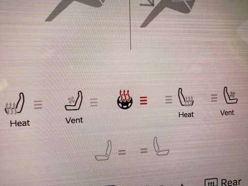 New 2026 RAM 1500 Laramie w/ Night Edition image 39