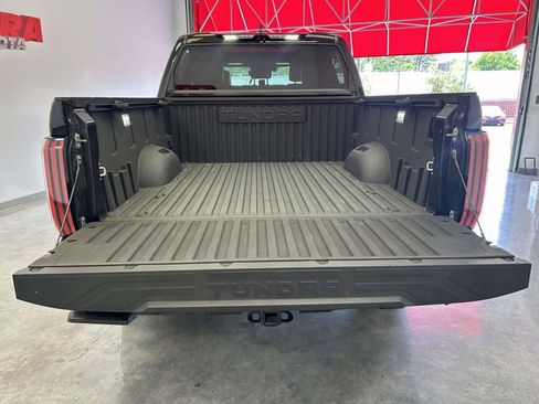 Used 2024 Toyota Tundra Platinum AWD/4WD image 15