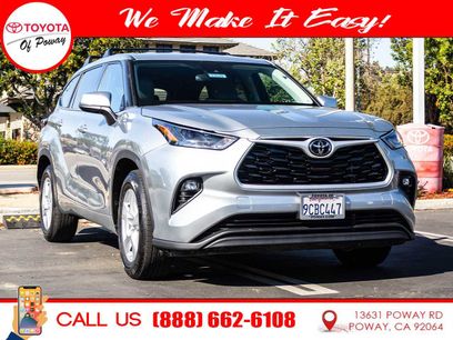 Used 2022 Toyota Highlander LE
