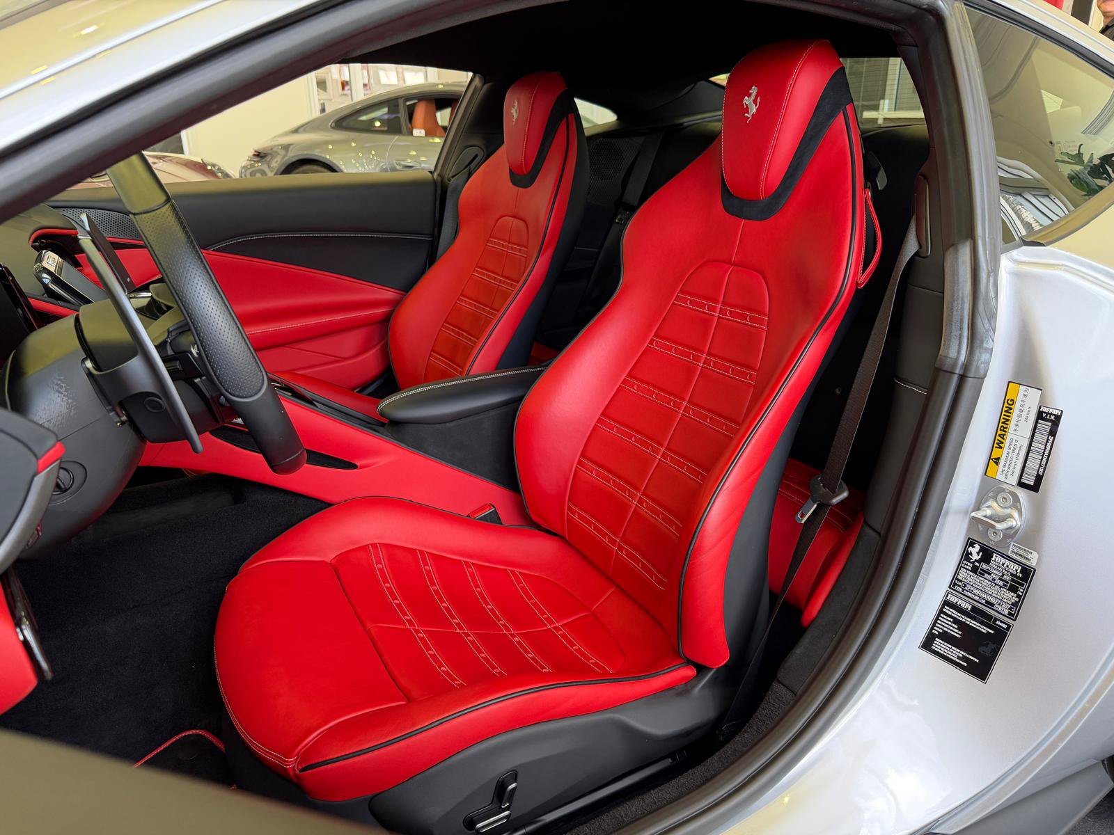 Used 2022 Ferrari Roma RWD image 35