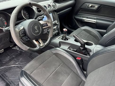 Used 2016 Ford Mustang Shelby GT350 w/ Technology Package RWD image 12