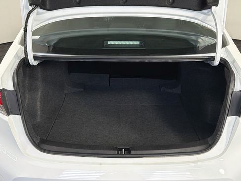 Used 2026 Toyota Corolla LE FWD image 30