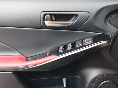 Used 2025 Lexus IS 350 F Sport RWD image 12