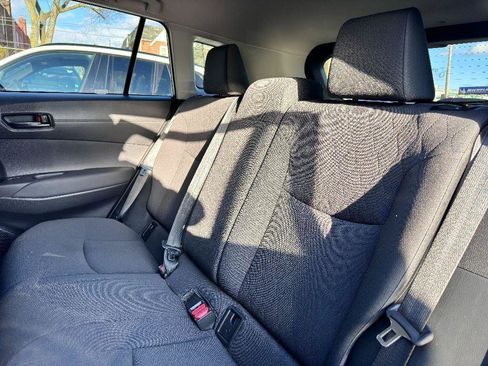 Used 2024 Toyota Corolla Cross LE w/ Moonroof Package image 27