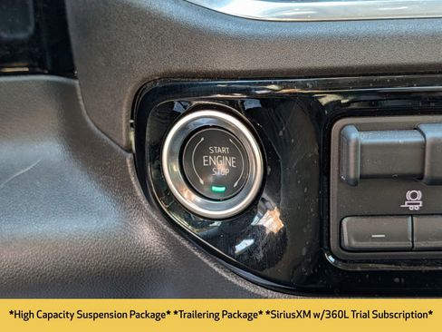 Certified 2025 GMC Sierra 1500 Elevation image 9