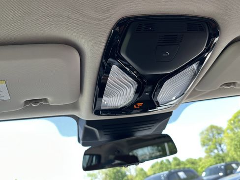 Certified 2026 BMW X7 xDrive40i image 28