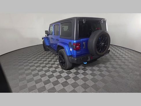 Used 2022 Jeep Wrangler Unlimited Sahara image 41