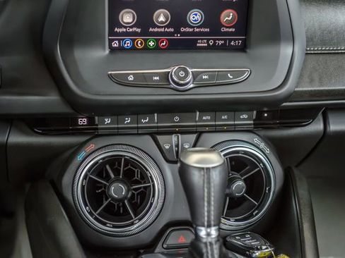 Used 2022 Chevrolet Camaro LT image 27