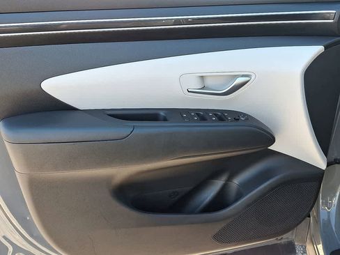 Used 2024 Hyundai Tucson SEL image 12