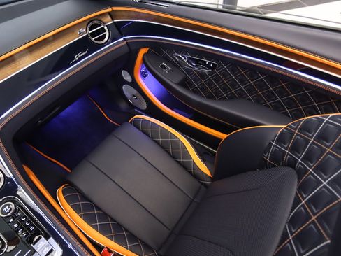 Used 2024 Bentley Continental GT Speed image 15