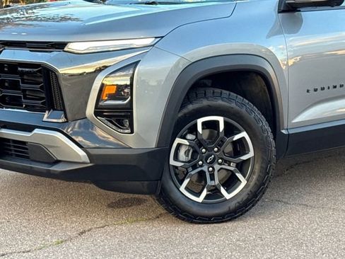 Used 2025 Chevrolet Equinox ACTIV w/ Safety and Technology Package image 4