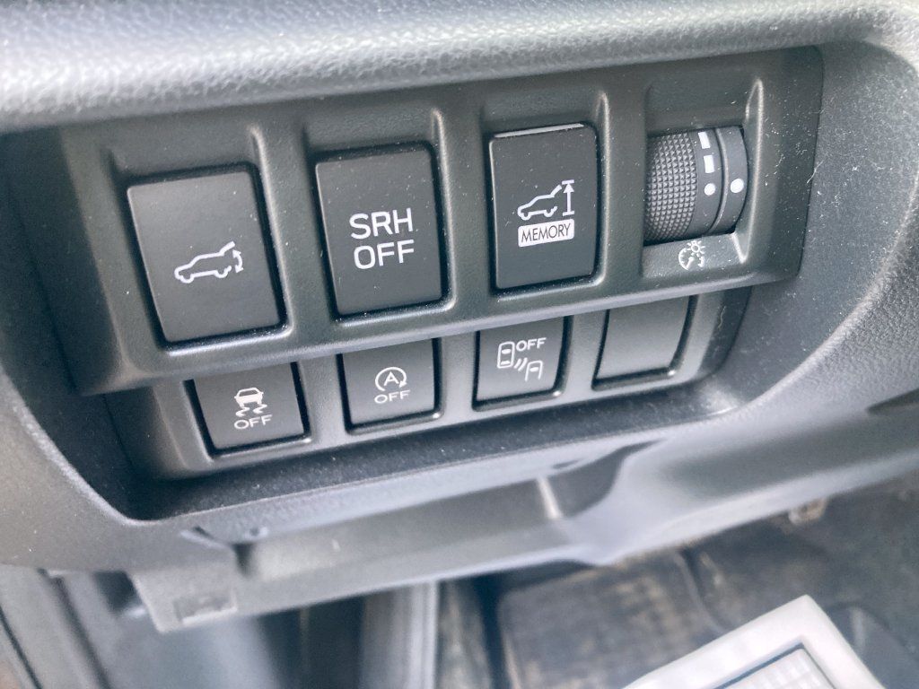 Used 2019 Subaru Forester Limited AWD/4WD image 39