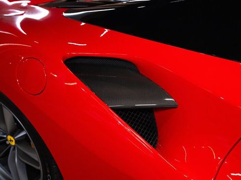 Used 2018 Ferrari 488 Spider RWD image 21