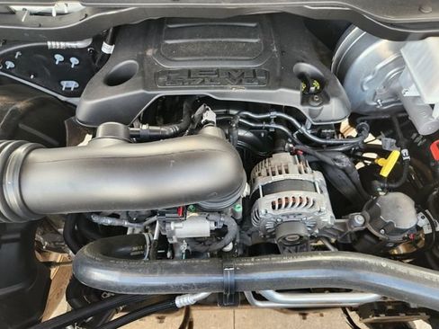 Used 2021 RAM 1500 Big Horn RWD image 32