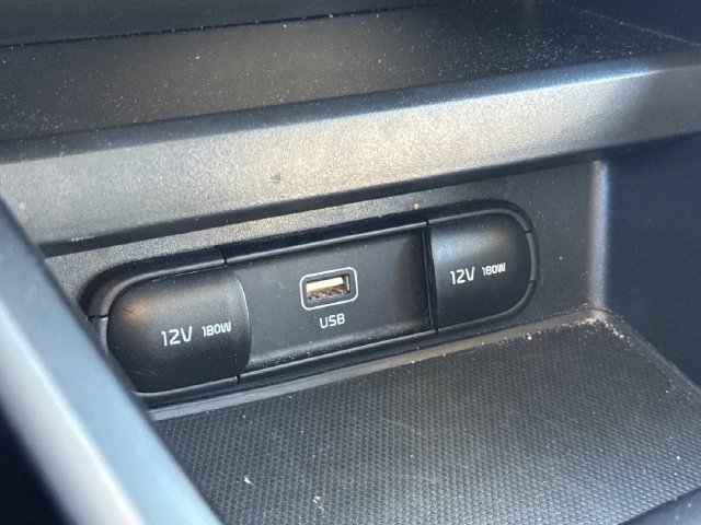 Certified 2024 Kia Soul LX w/ LX Technology Package FWD image 38