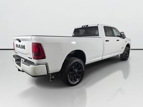 New 2026 RAM 3500 Big Horn AWD/4WD image 4