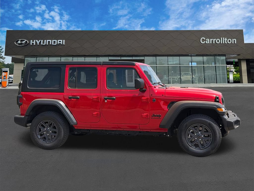Used 2025 Jeep Wrangler Unlimited Sport AWD/4WD image 4