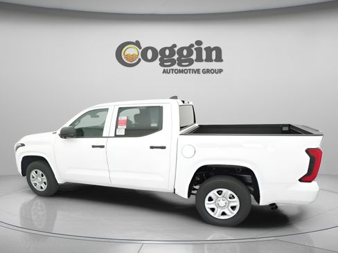 New 2026 Toyota Tundra SR image 7