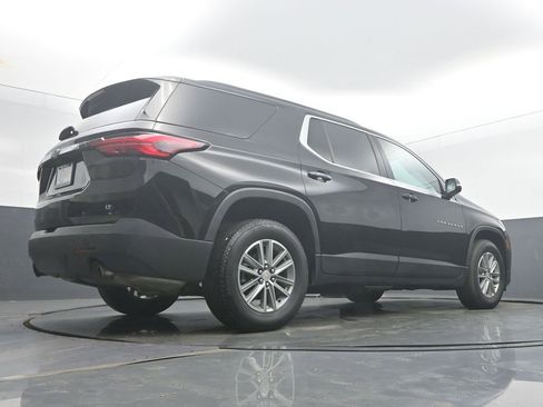 Used 2023 Chevrolet Traverse LT FWD image 53