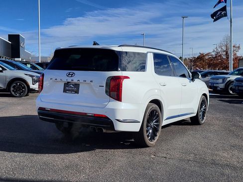 Used 2025 Hyundai Palisade Calligraphy image 4