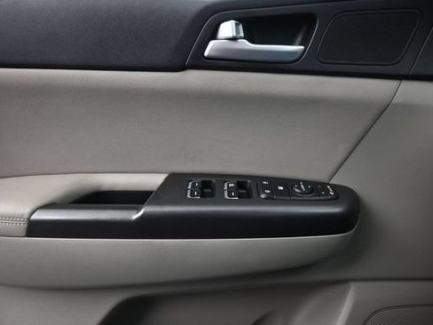 Used 2022 Kia Sportage Nightfall Edition FWD image 24