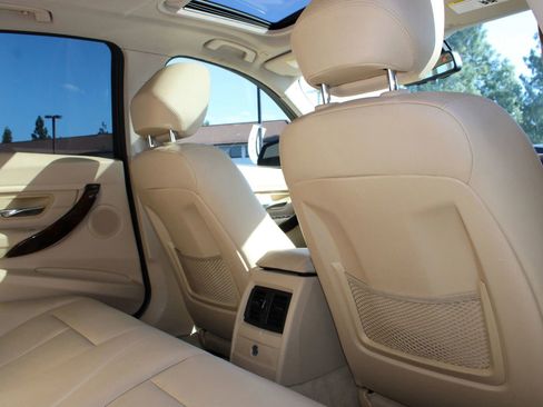 Used 2014 BMW 328i Sedan RWD image 12
