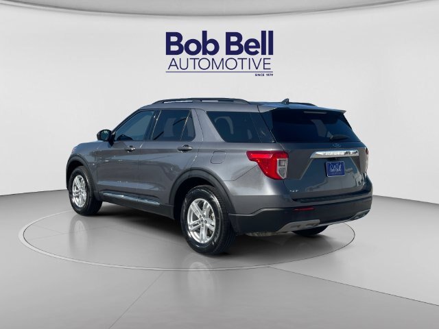 Certified 2022 Ford Explorer XLT w/ Equipment Group 202A AWD/4WD image 3