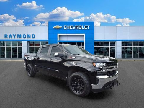 Certified 2022 Chevrolet Silverado 1500 LT AWD/4WD image 10