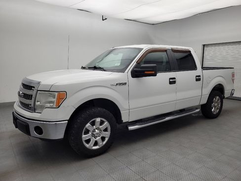 Used 2014 Ford F150 XLT w/ XLT Chrome Package RWD image 2