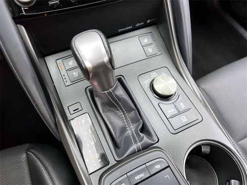 Used 2022 Lexus IS 350 F Sport image 18