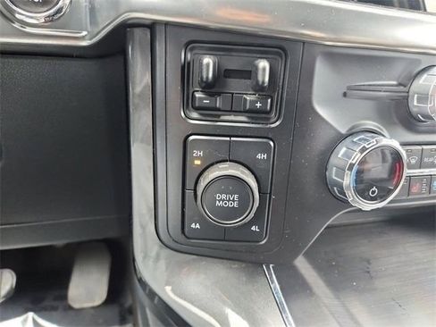 Used 2021 Ford F150 Lariat w/ Equipment Group 502A High image 19