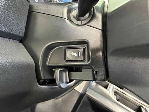Used 2018 RAM 2500 Limited AWD/4WD image 25