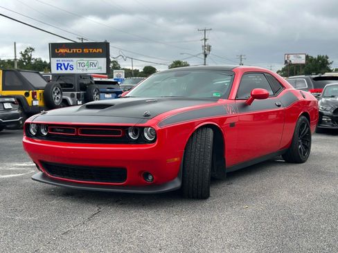 Used 2018 Dodge Challenger T/A image 7