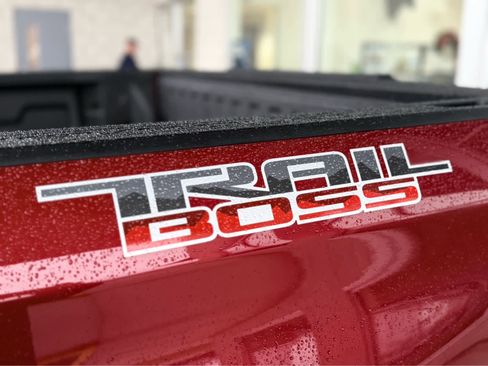 Certified 2025 Chevrolet Silverado 1500 LT Trail Boss w/ Convenience Package II image 10