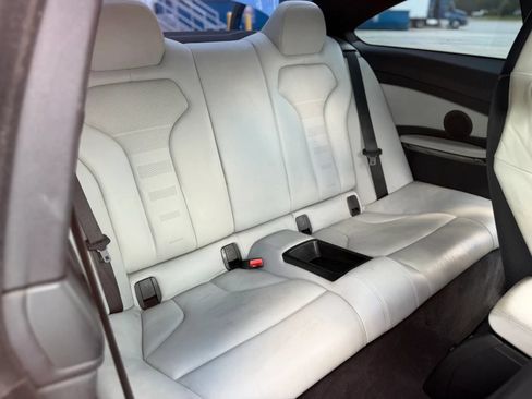 Used 2015 BMW M4 Coupe RWD image 30