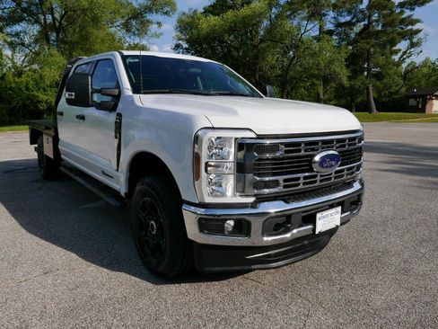 Used 2024 Ford F350 XLT w/ FX4 Off-Road Package AWD/4WD image 4