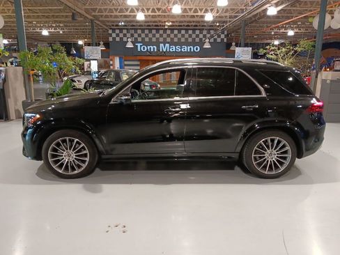 Certified 2024 Mercedes-Benz GLE 450 4MATIC w/ AMG Line Exterior image 9